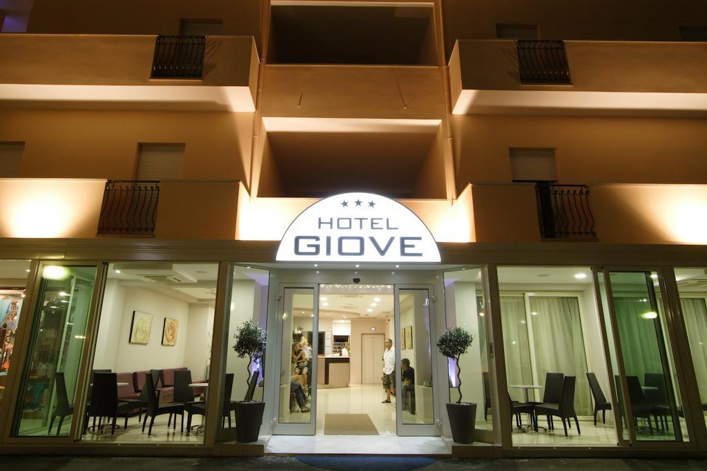 Hotel Giove Dipendenza Hotel Fiamma Cesenatico Extérieur photo