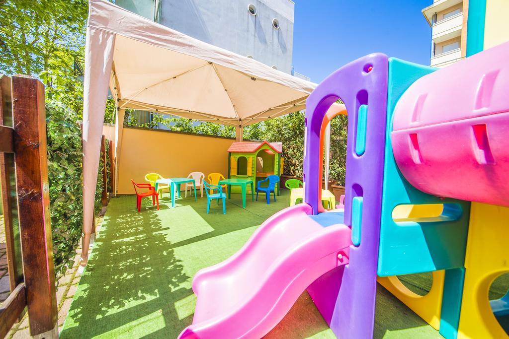 Hotel Giove Dipendenza Hotel Fiamma Cesenatico Extérieur photo