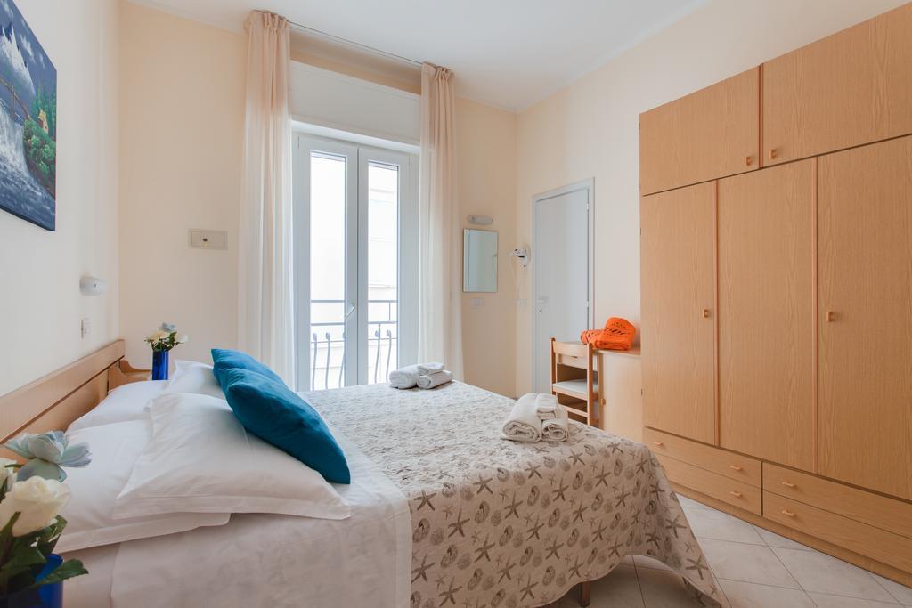 Hotel Giove Dipendenza Hotel Fiamma Cesenatico Extérieur photo